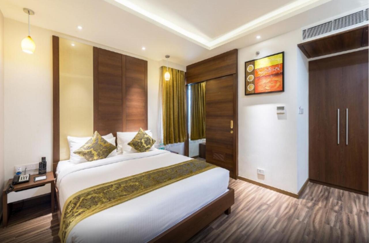 Jagadish Brigade Hotel Bangalore Eksteriør billede